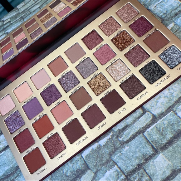 Other - FEMME FATALE Eyeshadow Palette